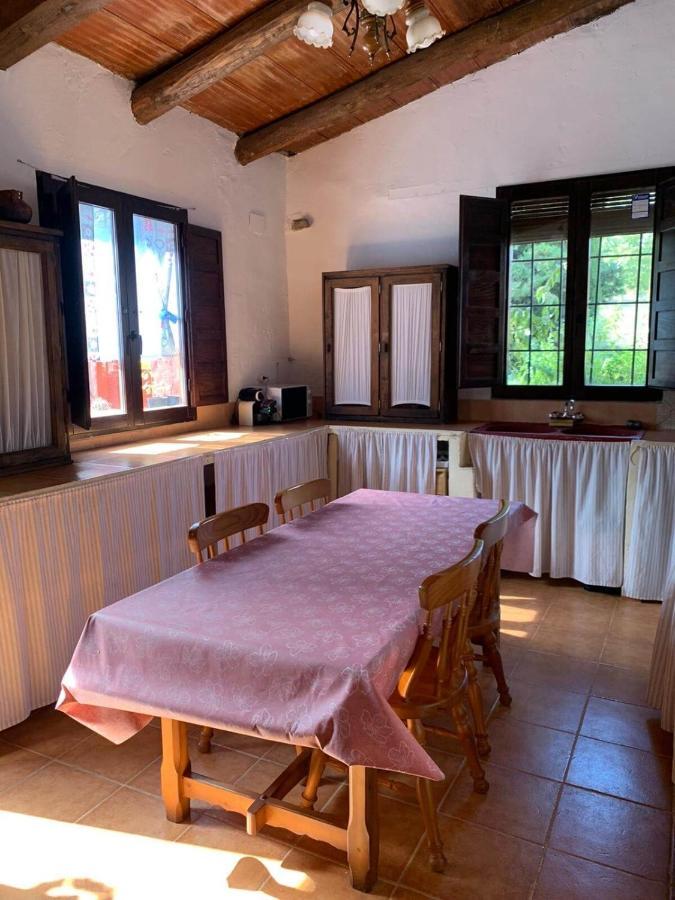 Albentosa Casa Rural Vicenta 1750 מראה חיצוני תמונה