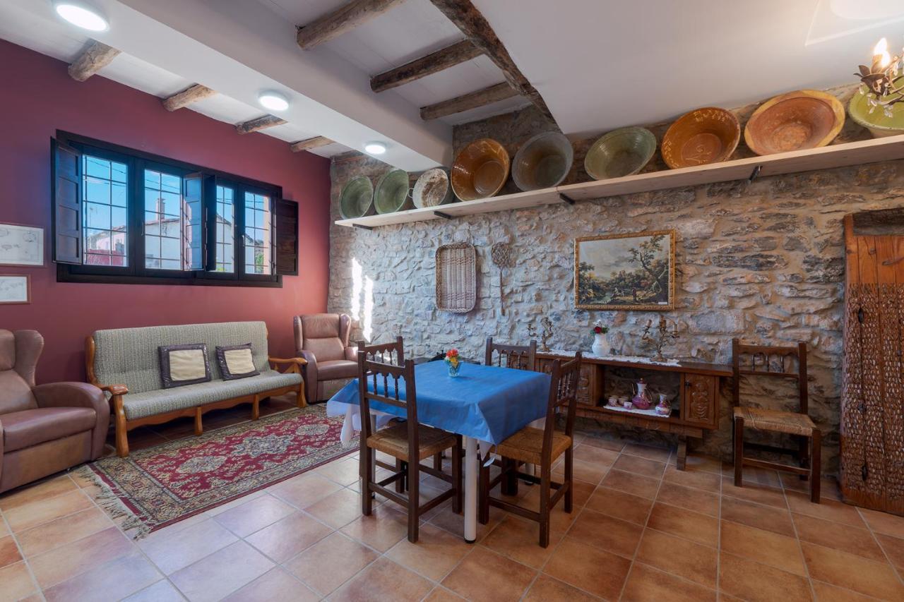 Albentosa Casa Rural Vicenta 1750 מראה חיצוני תמונה